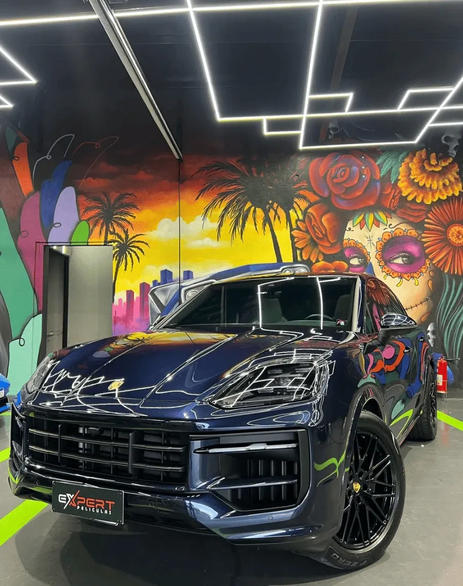 Porsche Cayenne azul
